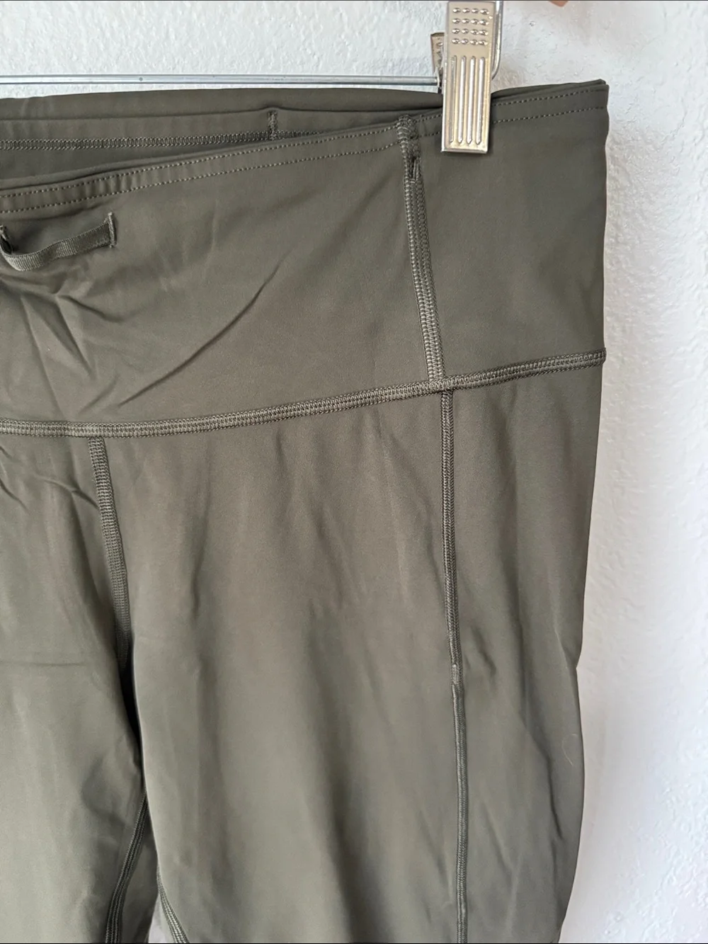 Lululemon Wunder Under Crops